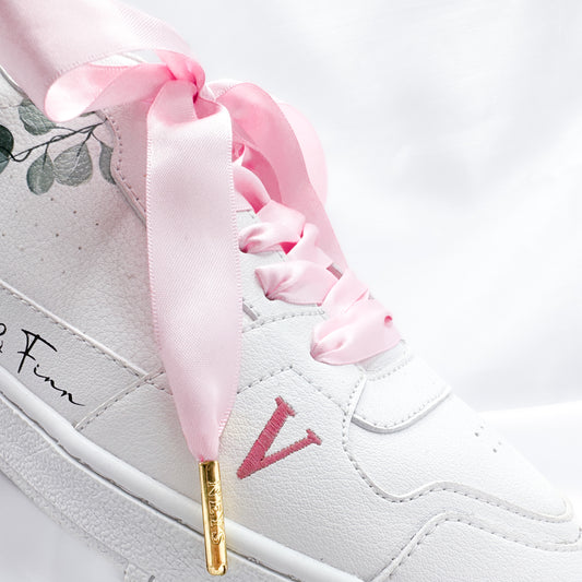 Satin Schnürsenkel für Brautsneaker (rosa) – 120 cm, mit Metallenden